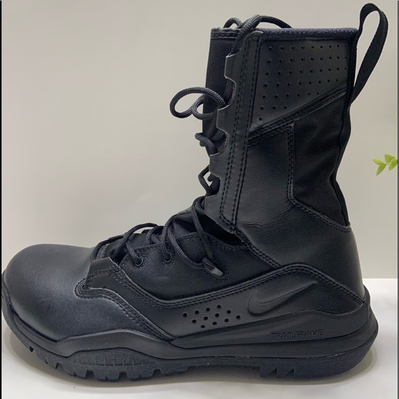 NEW Nike Field 2 8" Tactical Military Combat Boots 9-14 - Picture 6 of 9
